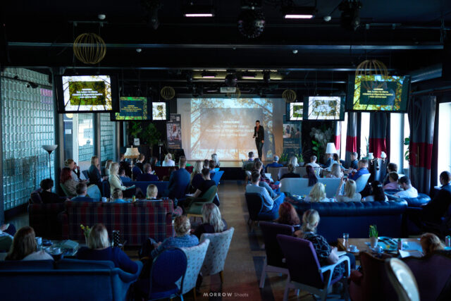 toimus suhtlemise MÕJU